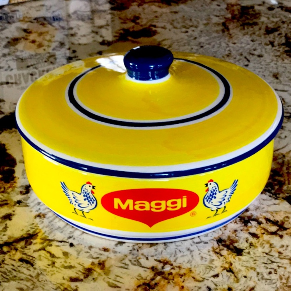 Maggie licensed, tortilla warmer made in Mexico.  Excellent VINTAGE condition